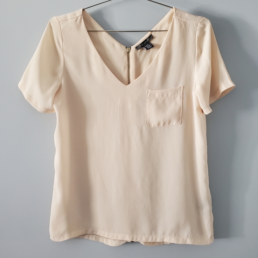 Suzy Shier Short Sleeve V Neck Back Zipper Blouse Size S